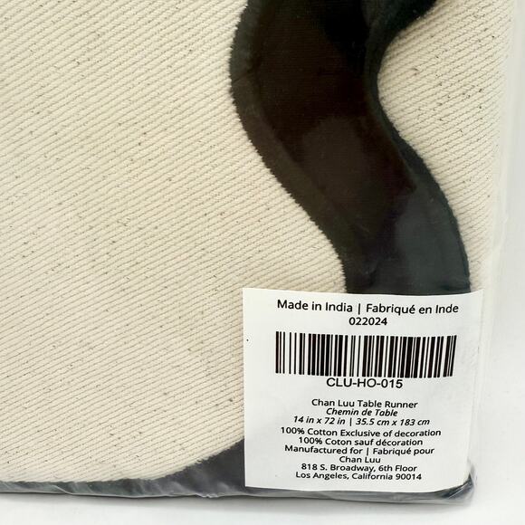 Chan Luu 14x72" Cotton Table Runner Black Scalloped Detail – NEW - Picture 4 of 6